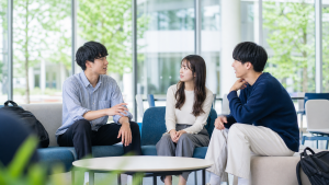 人と話す仕事16選！大学生向けに仕事内容と向いている人を紹介